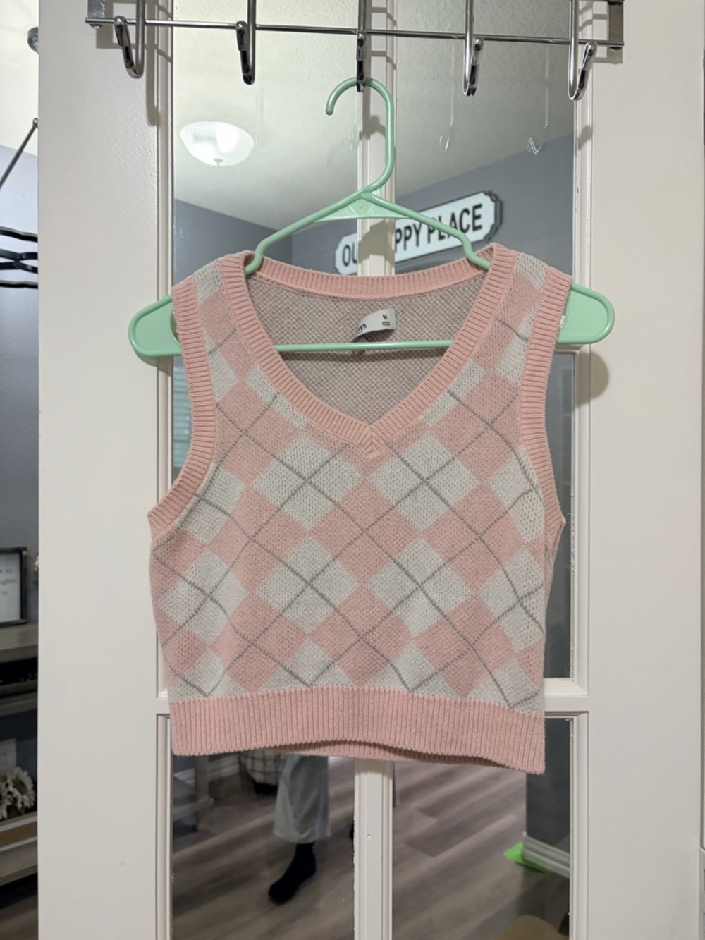 Hollister Pink and White Argyle V-Neck Sweater Vest